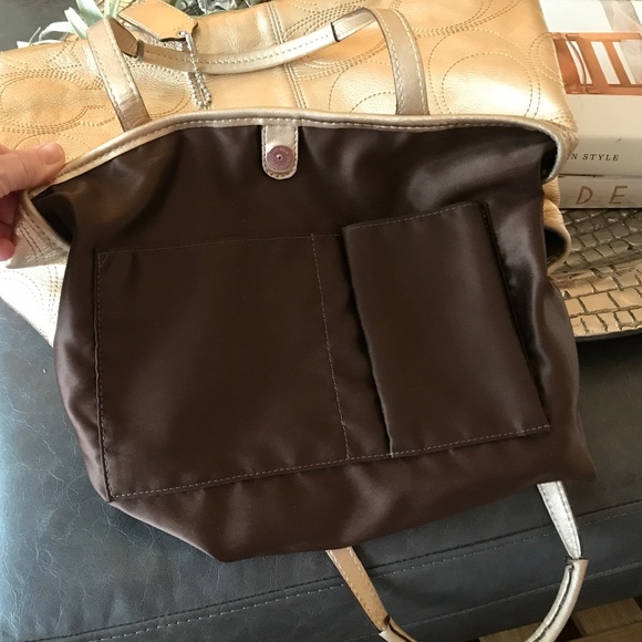 COACH GOLD KISS LOCK SHOULDER BAG - Picture 13 of 15